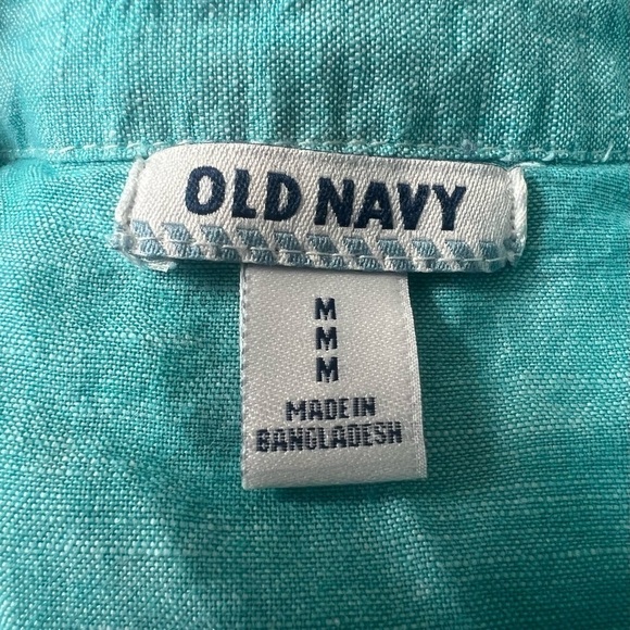 Old Navy Blue Button Down Collared Short Sleeve Spring Summer Boy’s Shirt - Picture 3 of 4